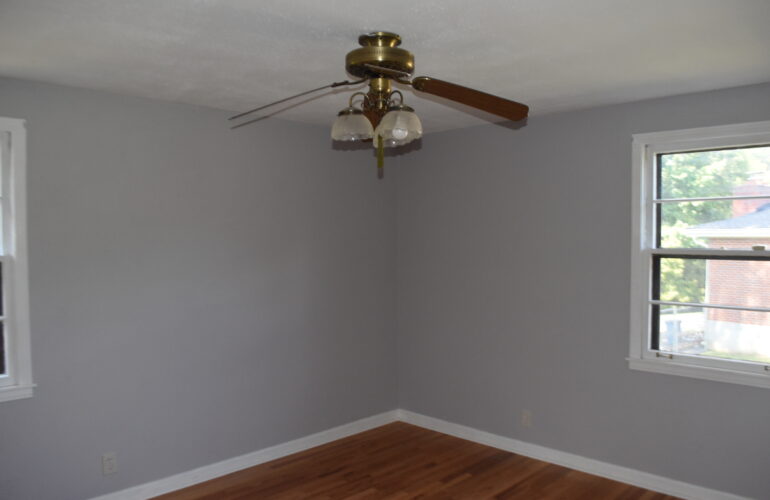 Auctions image thumbnails