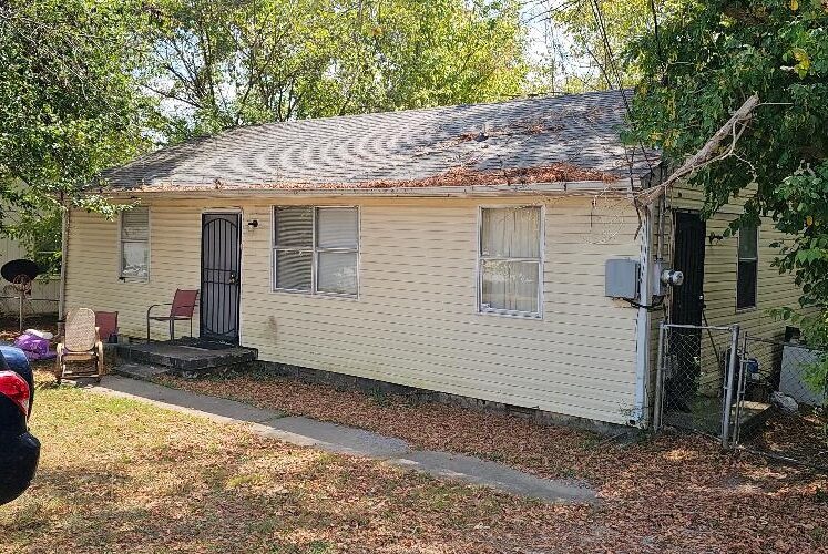 Auctions image thumbnails