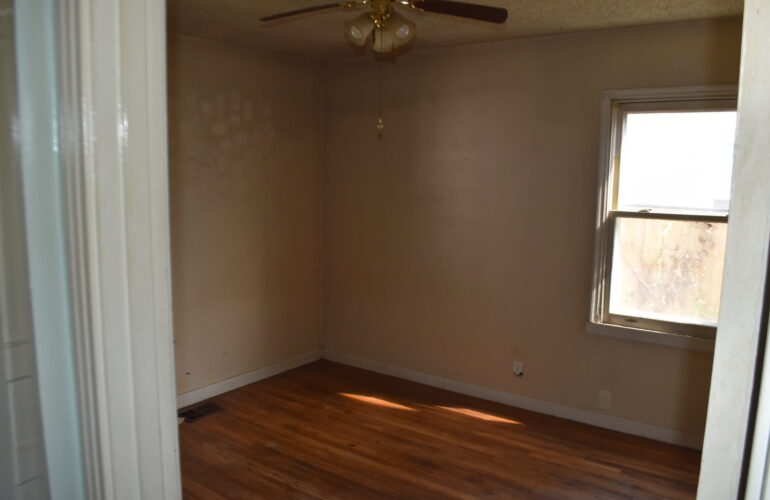 Auctions image thumbnails