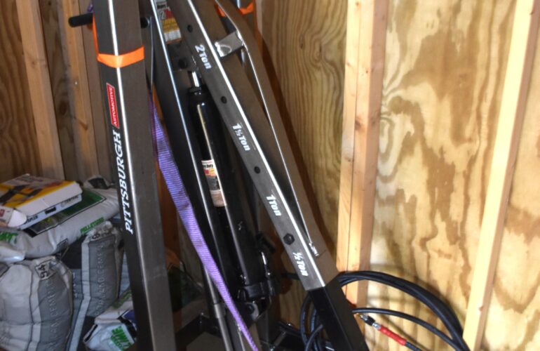 Auctions image thumbnails