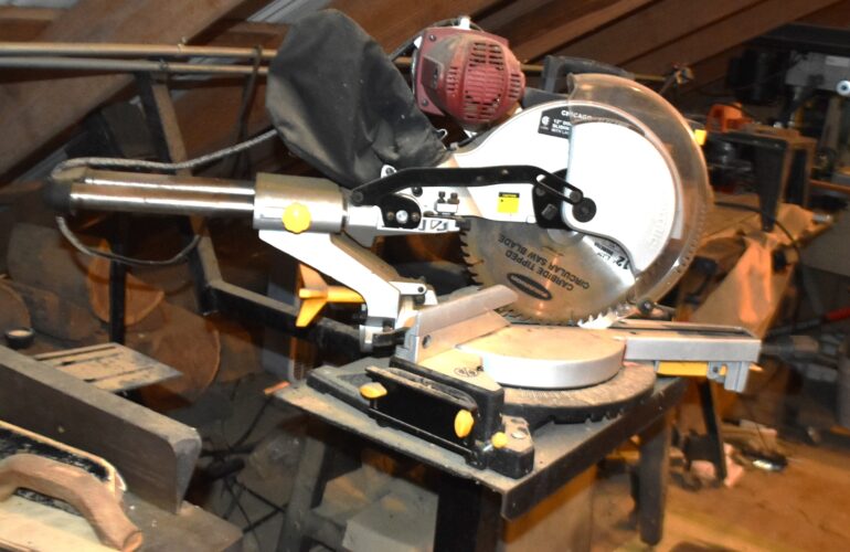 Auctions image thumbnails