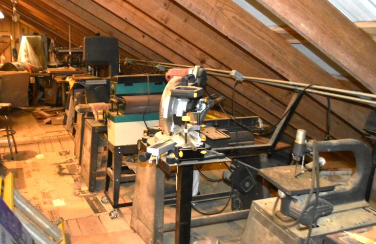 Auctions image thumbnails