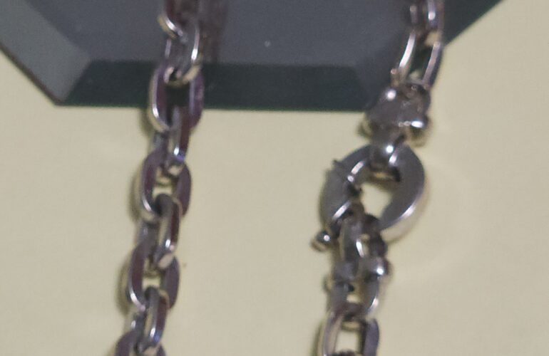 Auctions image thumbnails