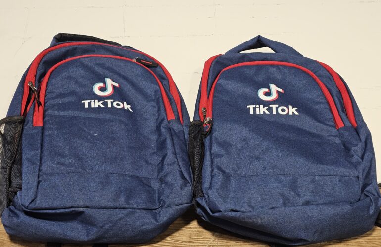 Auctions image thumbnails