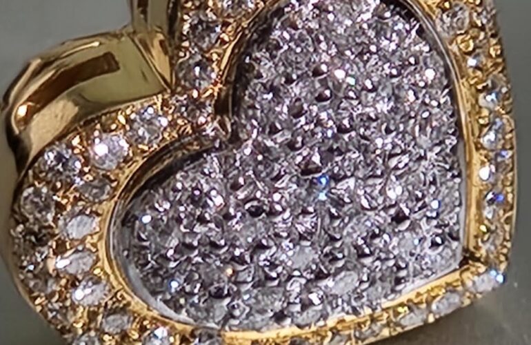 Auctions image thumbnails