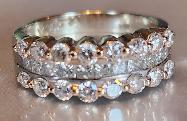 Auctions image thumbnails