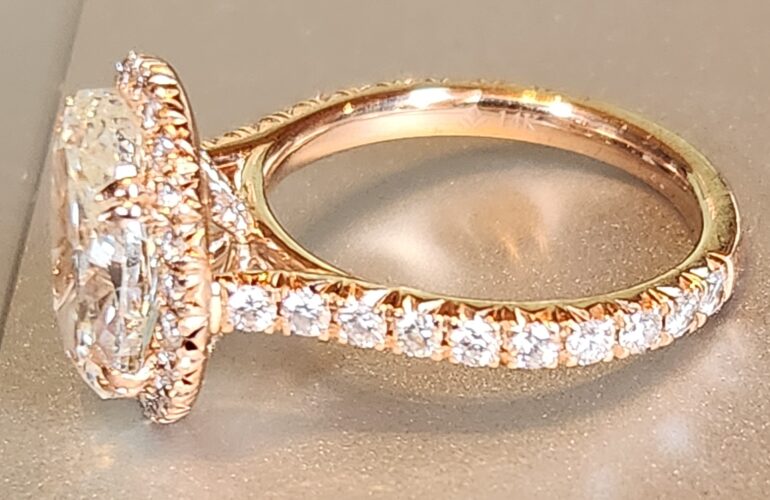 Auctions image thumbnails