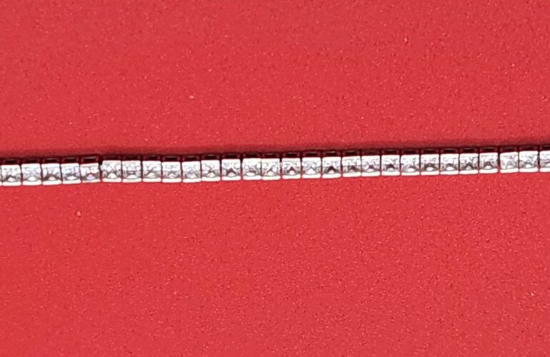 Auctions image thumbnails