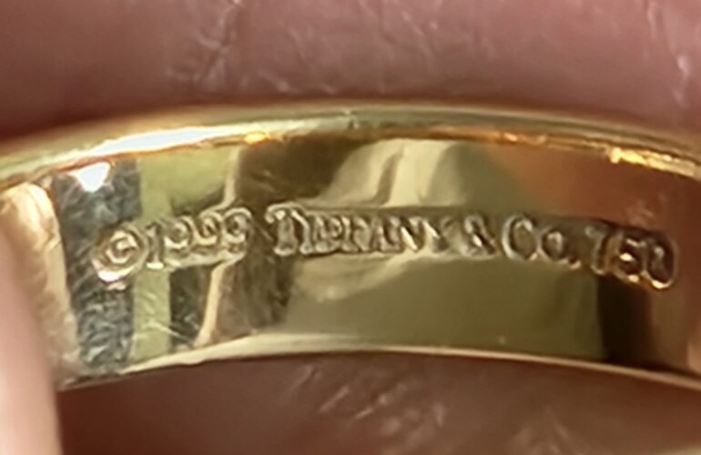 Auctions image thumbnails