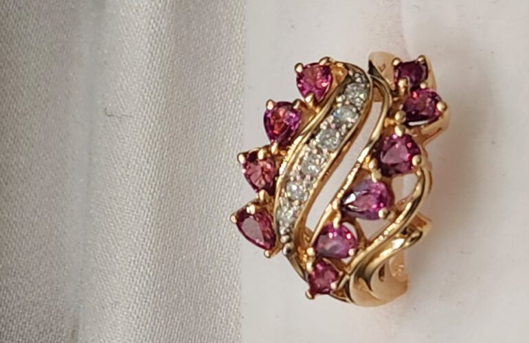 Auctions image thumbnails