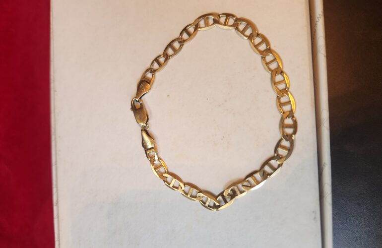 Auctions image thumbnails