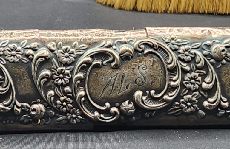 Auctions image thumbnails