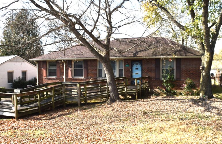 Auctions image thumbnails