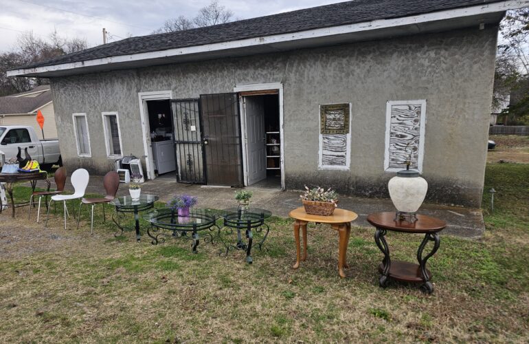 Auctions image thumbnails