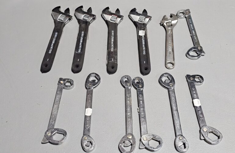 Auctions image thumbnails