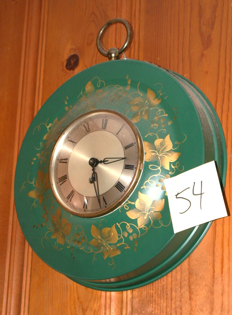 Featured image for “COURT AUCTION / GLASSWARE, VINTAGE MINK COAT, VINTAGE FURNITURE / ONLINE BIDDING ONLY / BIDDING OPEN NOW / 902 BRADFORD AVE, NASHVILLE, TN 37204”