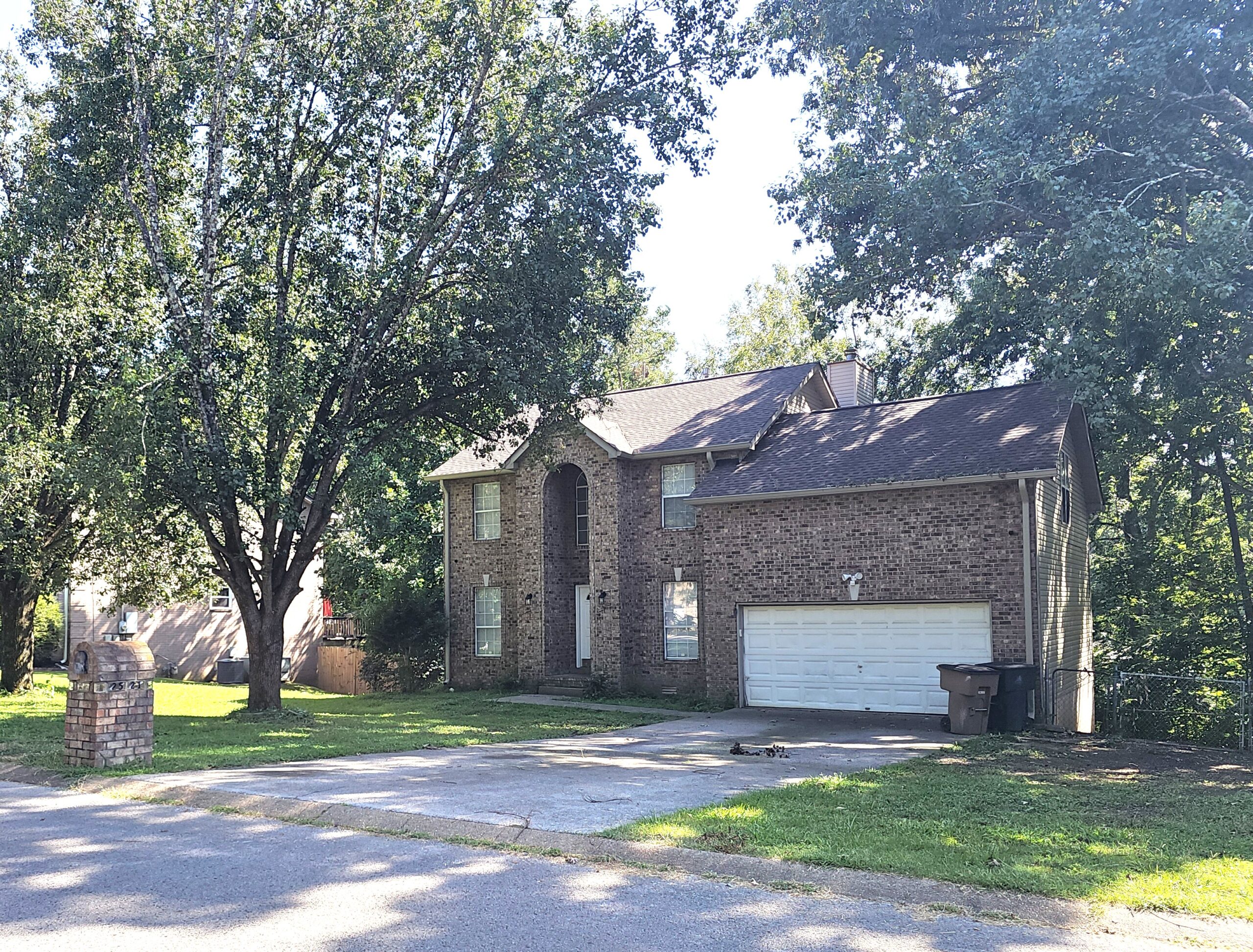 Featured image for “Absolute Auction / 3 Bedroom 2.5 Bath Brick Home / 2521 Johnson Ridge Rd Antioch, TN 37013 / Saturday, September 26th @ 10:30 AM”