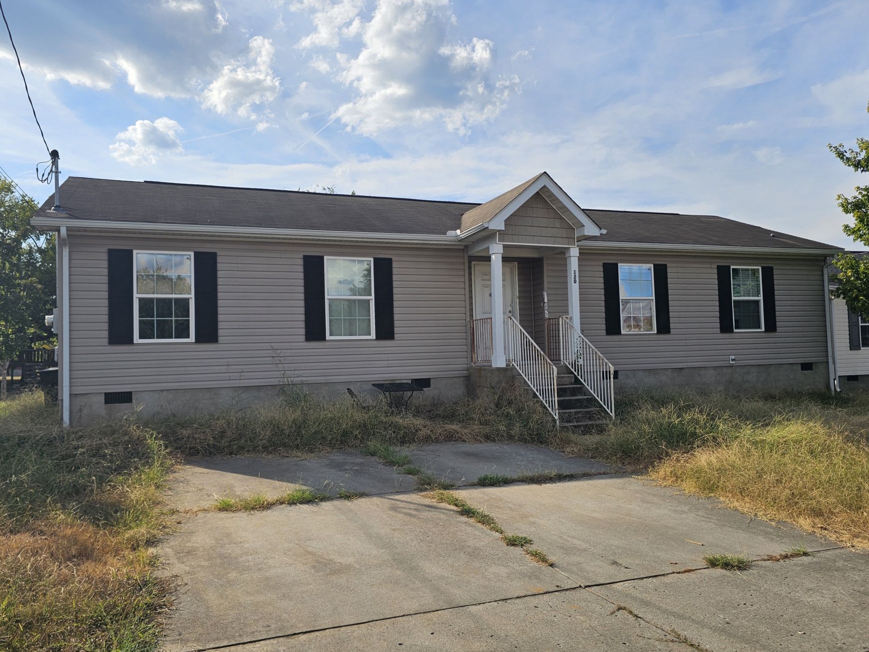 Featured image for “Court Auction / 3 Bedroom & 2 Bath Home / 120 Oceanfront Circle North, Antioch, TN 37013 / Wednesday, October 21st @ 10:30 AM”